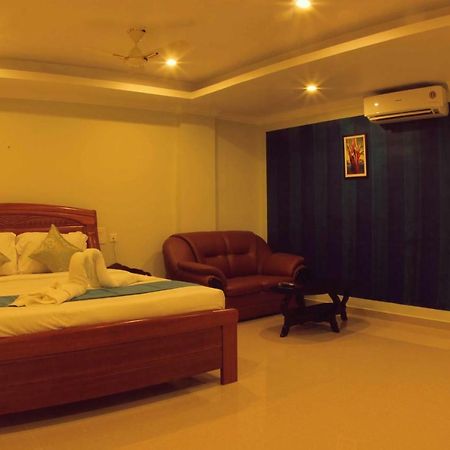 Jannah Residency Hotel Мунар Екстериор снимка