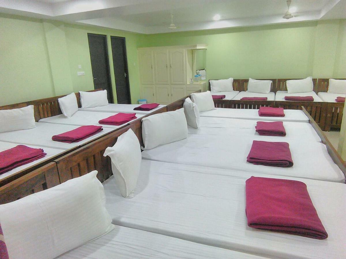 Jannah Residency Hotel Мунар Екстериор снимка